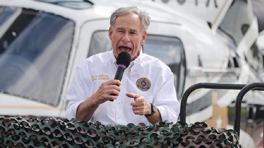 El gobernador de Texas (EEUU), Greg Abbott, ordenó el despliegue de más de 5.000 soldados de la Guardia Nacional y 2.000 policías estatales para apoyar a las autoridades locales en la gestión de las protestas contra las redadas migratorias del Servicio de Control de Inmigración y Aduanas (ICE, por sus siglas en inglés). 