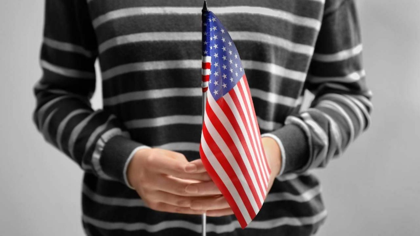 A finales de este 2024, el Servicio de Ciudadanía e Inmigración de Estados Unidos (USCIS) implementará tres cambios significativos en el examen para obtener la ciudadanía estadounidense.