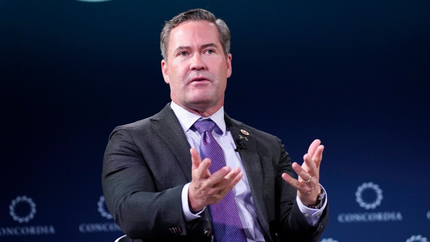 El asesor de Seguridad Nacional de EEUU, Michael Waltz, admitió públicamente su responsabilidad en la filtración de información confidencial sobre planes de ataque en Yemen.  