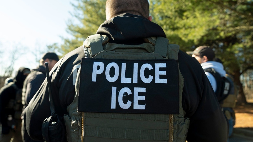 Leugim Romero, un migrante venezolano, fue arrestado por agentes del Servicio de Inmigración y Control de Aduanas (ICE, por sus siglas en inglés) en Nashville, Tennessee (EEUU), tras concluir su turno de 12 horas en un Walmart.  