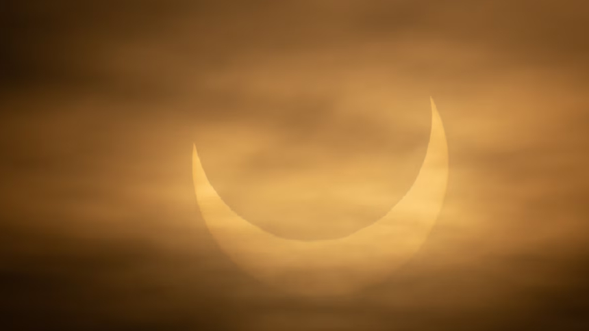 El impactante eclipse solar del 29Mar: Se verán «los cuernos del diablo»