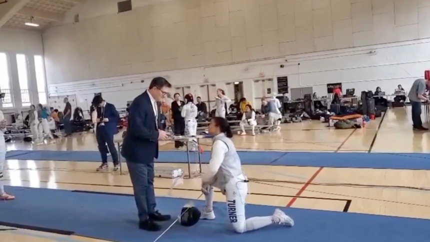 En un torneo de esgrima celebrado en la Universidad de Maryland (EEUU), la competidora Stephanie Turner fue descalificada tras negarse a enfrentar a Redmond Sullivan, una atleta transgénero.  