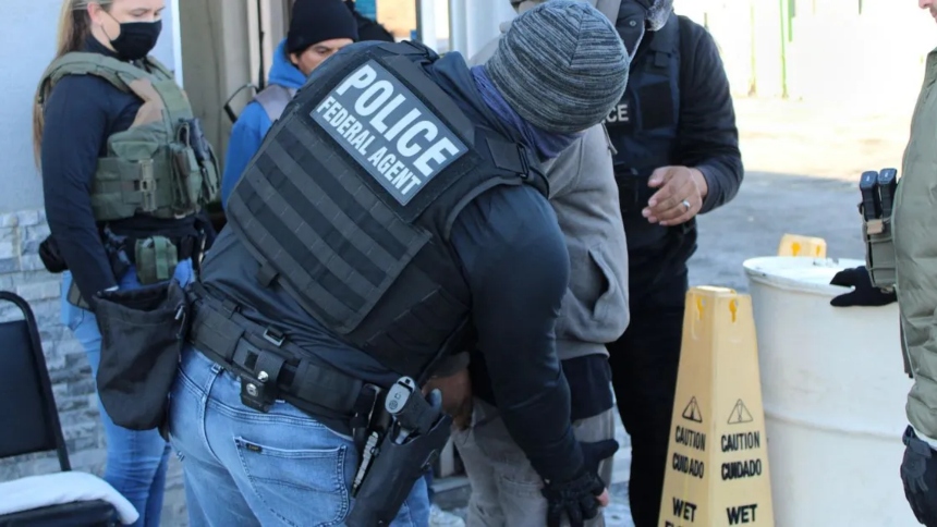 Después de dos semanas prófugo, las autoridades federales en Colorado (EEUU) capturaron a Geilond Vido-Romero, un venezolano de 24 años sospechoso de tener vínculos con la peligrosa banda del Tren de Aragua.  