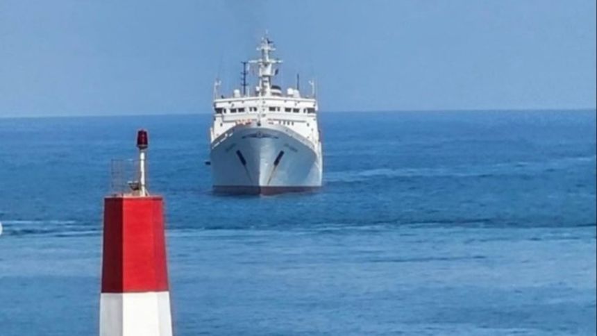 VIDEO: Buque ruso llegó a La Guaira como parte de la "cooperación técnico-militar" entre ambos países