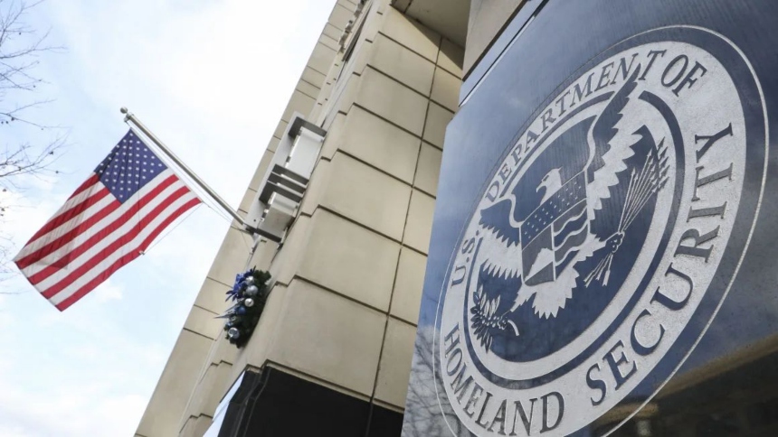 Dos ciudadanos venezolanos, amparados bajo el Estatus de Protección Temporal (TPS, por sus siglas en inglés), fueron acusados formalmente en Miami (EEUU) por presunto fraude y lavado de dinero en relación con solicitudes falsas al Programa de Protección de Cheques de Pago (PPP).  