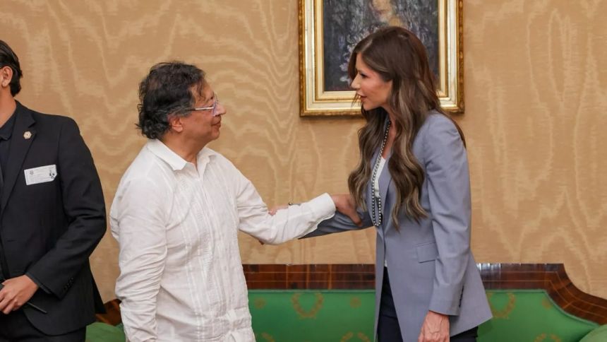 Secretaria de Seguridad Nacional de EEUU afirmó que Petro defendió a los miembros del Tren de Aragua y así respondió Colombia
