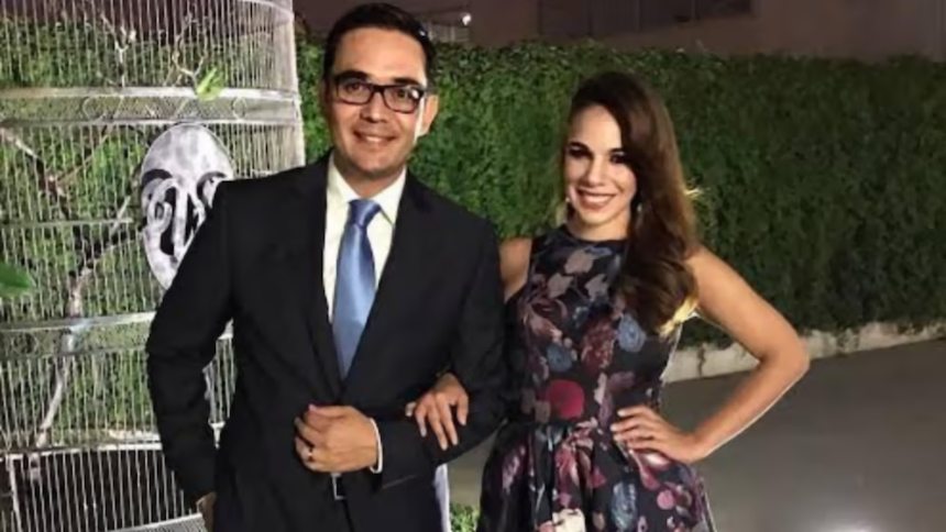 Fue de los primeros en informar del accidente aéreo en México sin saber que una de las víctimas era su exesposa