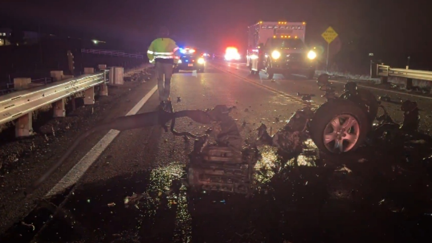 Un total de cinco personas, incluidos tres niños, murieron en un trágico accidente en la autopista 83 de Colorado (EEUU).