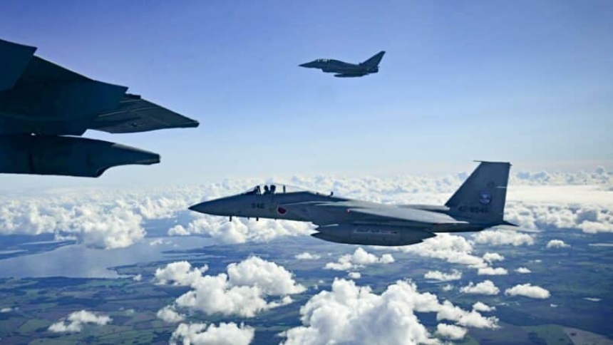 El Gobierno de Estados Unidos emitió una advertencia formal a las aerolíneas que operan sobre México, Centroamérica y partes de América del Sur debido a un incremento de actividad militar en la región y posibles interferencias en los sistemas de navegación satelital.