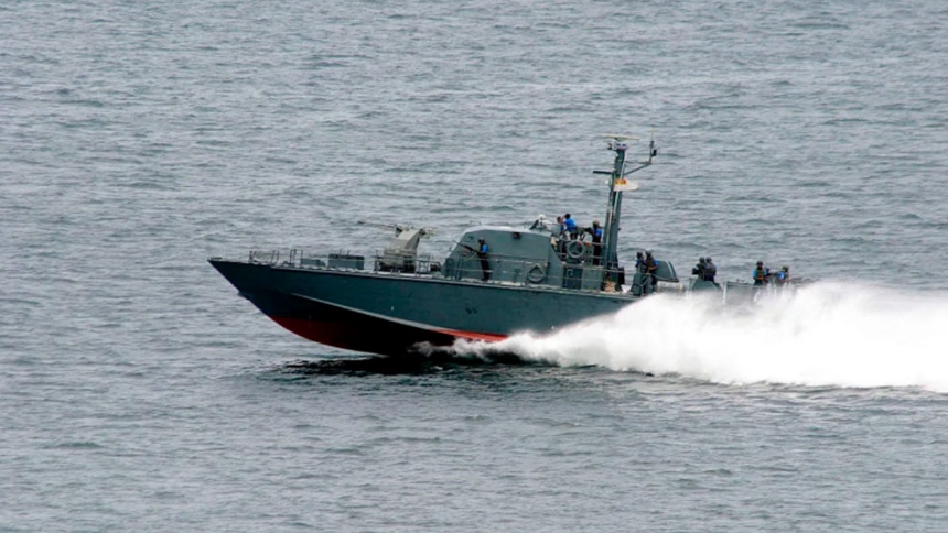 La tensión en aguas del Caribe volvió a escalar este miércoles, 25 de febrero, tras la muerte de cuatro tripulantes de una lancha rápida con matrícula de Florida, Estados Unidos, abatidos por efectivos de las Tropas Guardafronteras de Cuba.  