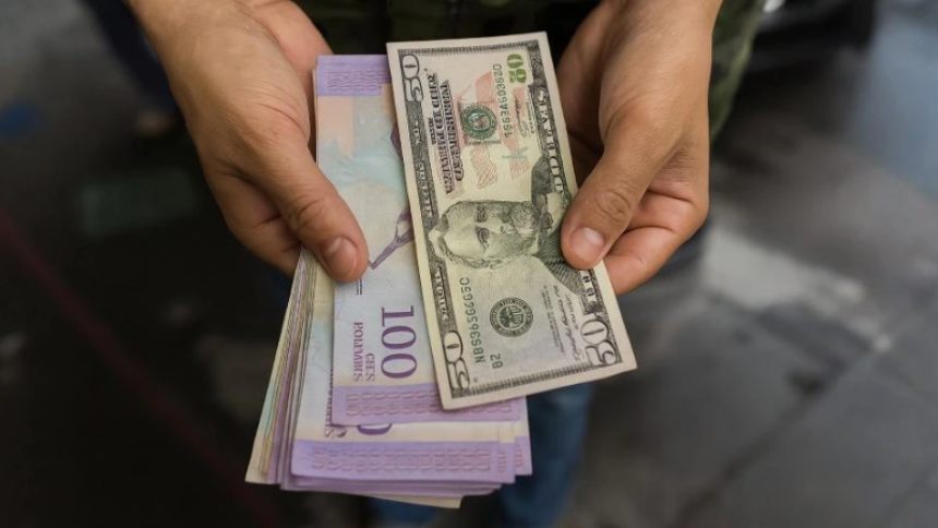EFE: El bolívar se devalúa 36,4 % frente al dólar en el primer trimestre de 2026